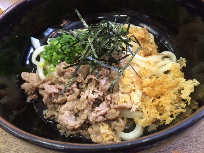 倉敷浜町『雷うどん』岡山の谷川米穀店で肉ぶっかけ大盛りと玉子おでん！