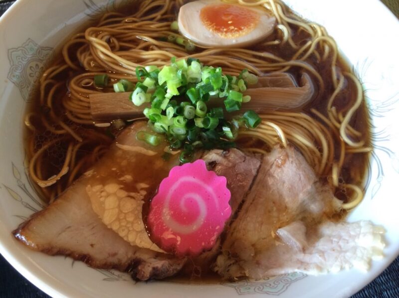 倉敷の隠れ家ラーメン屋『月のうつわ』で黄金そばを喰らう！～前編～