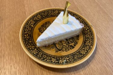 岡山総社『シエルブルー』色鮮やかなマカロンにベイクドチーズケーキ！