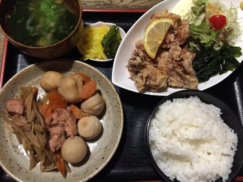 倉敷居酒屋『海鮮問屋かたつむり』食べ放題日替わりランチバイキング！