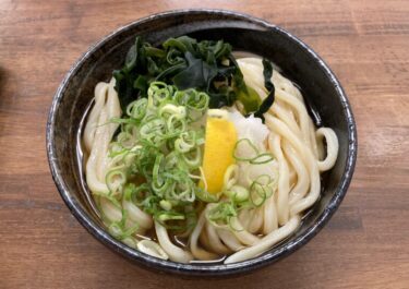 倉敷天城『こがね製麺所』本場香川の讃岐うどん店で釜玉うどんと鶏天ぷら！