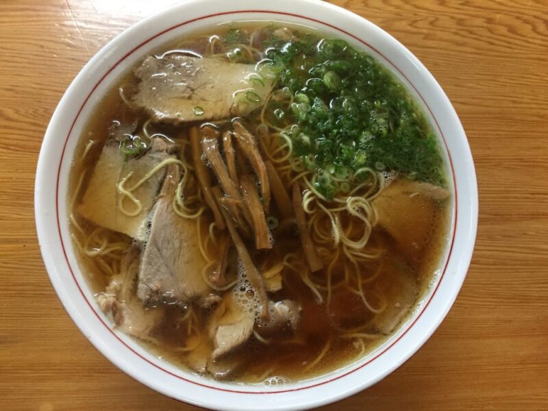 倉敷連島『百万両』中華そば専門店の鶏ガラと煮干しのラーメンに餃子！