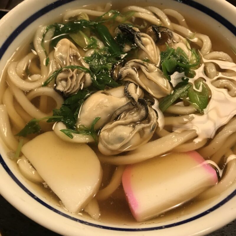 大阪梅田うどん屋『兎麦(うむぎ)』まろやかカレーうどん定食と牡蠣うどん！