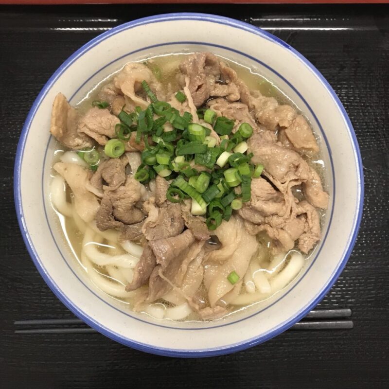 岡山中山下駐車場のうどん屋『こだわり讃岐製麺所』釜バターと肉うどん！