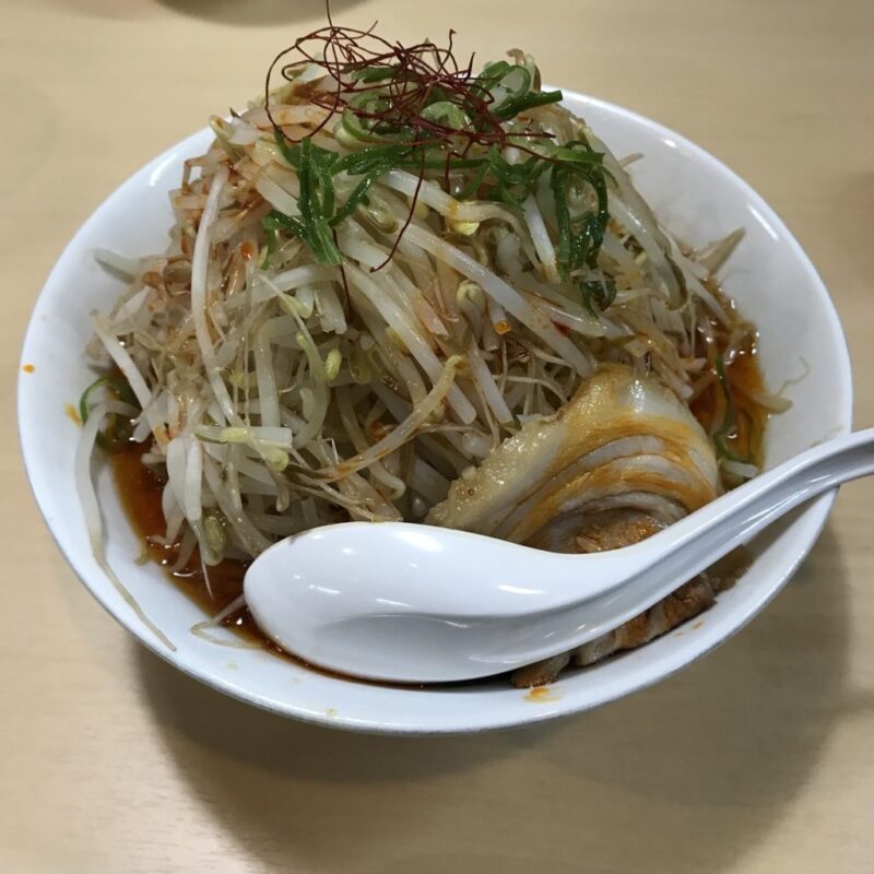 倉敷『食楽(くら)』野菜マシマシ二郎系ラーメンと激辛大魔王で替玉無料！