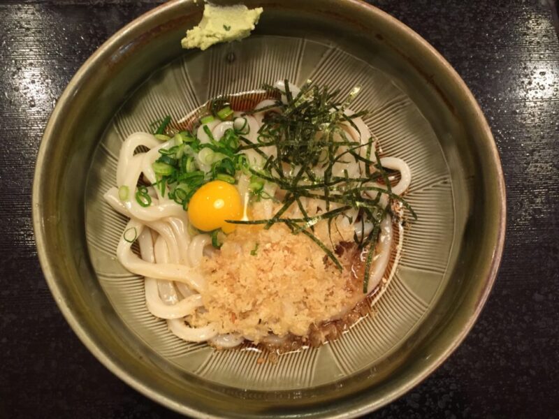 岡山田町『うどん亭さいとう』ふるいちじゃないぶっかけうどんと天ぷら！