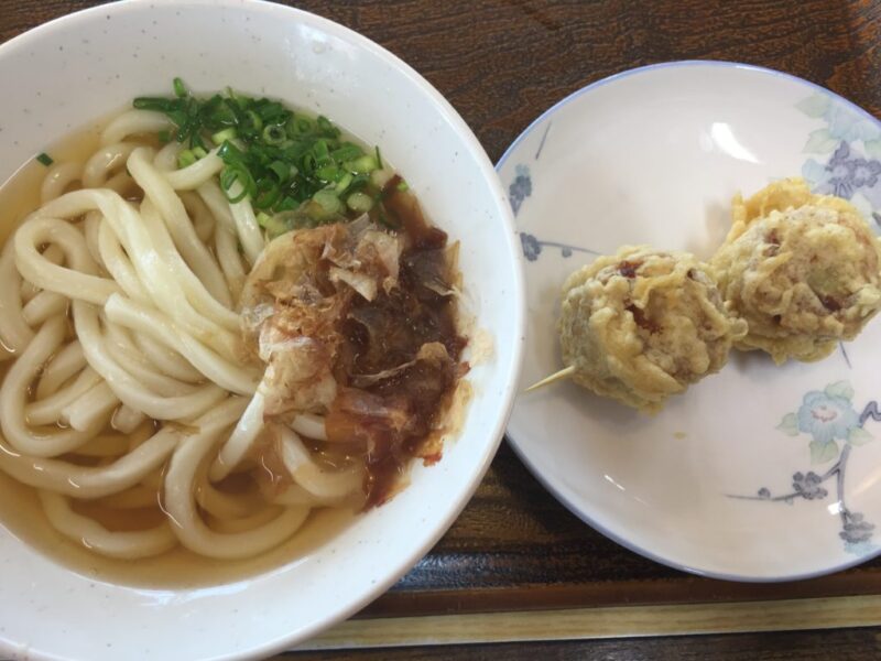 岡山市南区郡セルフうどん『辰乃家』空飛ぶうどんとシュウマイ天ぷら！