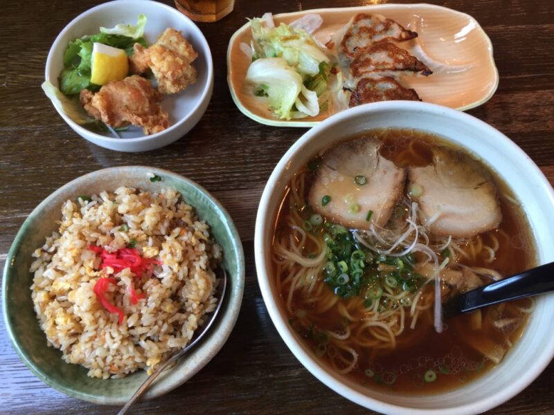 倉敷八軒屋『ラーメンSaika彩華』餃子と鶏の唐揚げとチャーハンランチ！