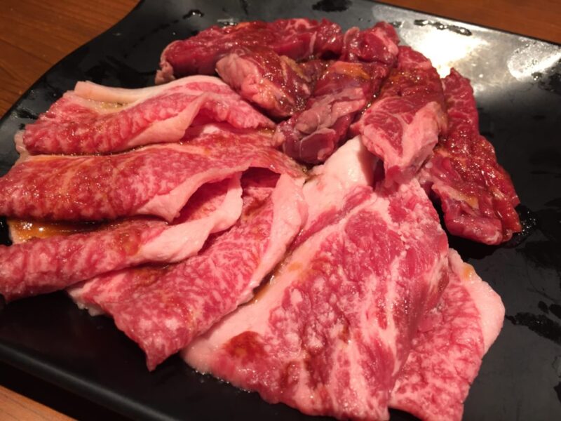 岡山中仙道『まつ家』市場直営の炭火焼肉＆博多もつ鍋食べ放題バイキング！