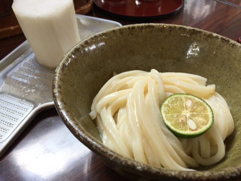 香川まんのう町『小縣家(おがたや)』元祖しゅうゆうどんと大根カレーうどん！