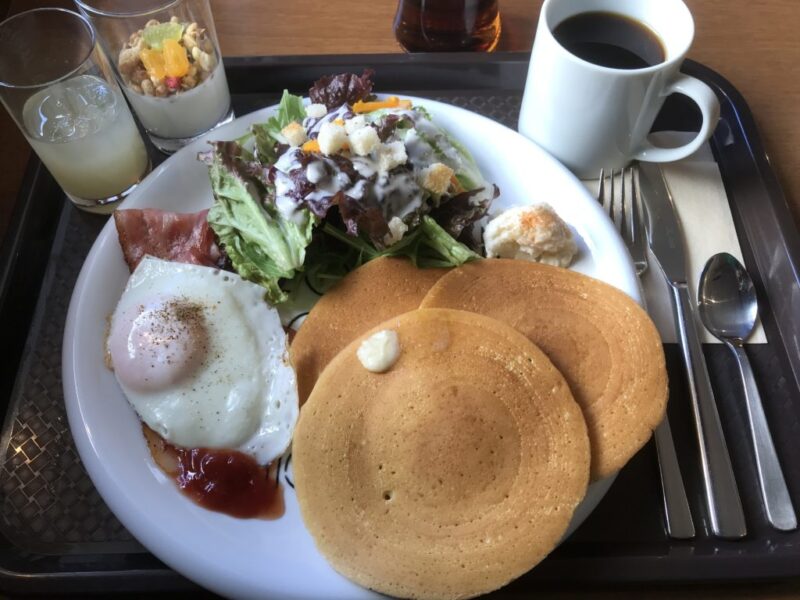 岡山問屋町カフェ『ディシェル(DESCHL)』目玉焼きパンケーキでモーニング！