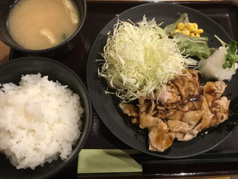 香川高松兵庫町『まいしょく家』安くて美味しい豚焼肉定食とチキン南蛮！