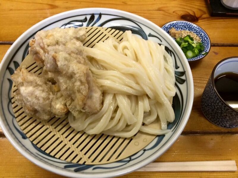 香川高松『麦蔵』肉汁ブシャー宮崎産地鶏のかしわ天ぶっかけうどん！