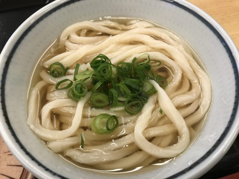 香川高松『宮武うどん』伝説の琴平宮武のひやあつを継承したさぬきうどん！