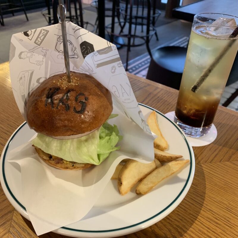 倉敷『ホステル＆カフェバーＫＡＧ』ハンバーガーとホットドッグランチ！