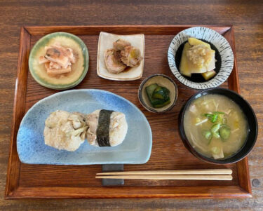 倉敷酒津カフェ『こてん』おにぎりとみそ汁の朝食モーニングとランチ！