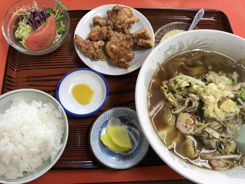 倉敷宮前『中華料理香雲』チャンポン麺の唐揚げ定食とチャーハンセット！