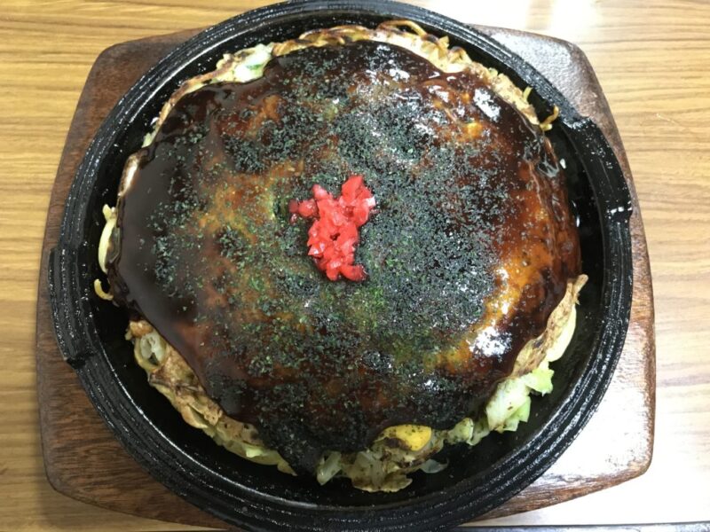 倉敷駅前『お好み焼きふるいち浜田店』大盛りスペシャル豚肉モダン焼き！