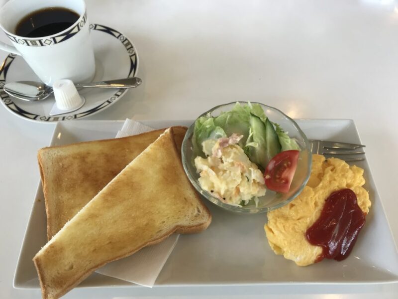 倉敷美術館カフェ『喫茶パレット』オムレツとポテサラの朝食モーニング！