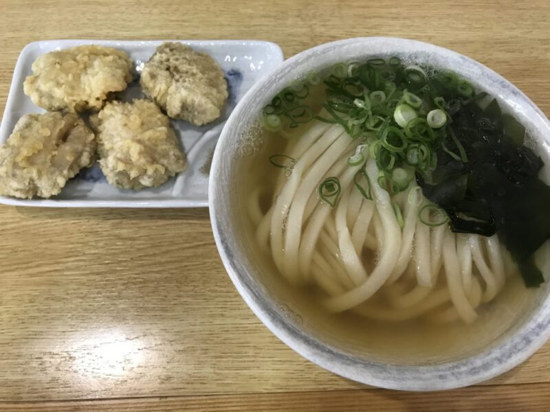 香川高松『手打ちうどんまつばら』麦蔵仕込みの肉汁たっぷりかしわ天！