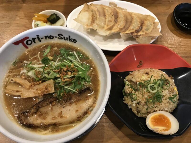 倉敷市羽島『とりの助』究極の鶏白湯ラーメンと煮卵チャーハンランチ！