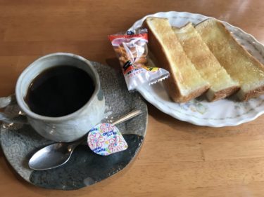 倉敷阿知『軽食喫茶かど』トーストと柿ピーとコーヒーの朝食モーニング！