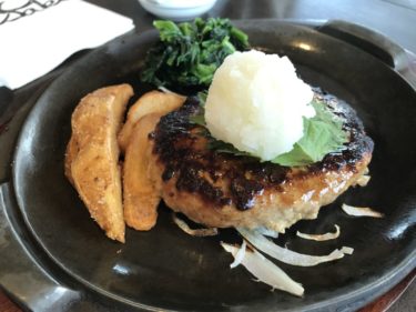 岡山大元『ステーキのあさくま』サラダとカレーとデザート食べ放題ランチ！