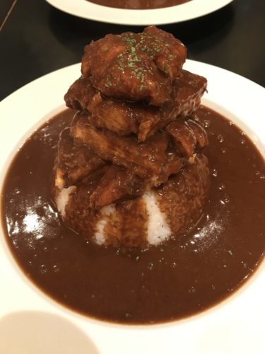 関西空港『マルゲリータキッチン』デカ過ぎチキンカツマウンテンカレー！