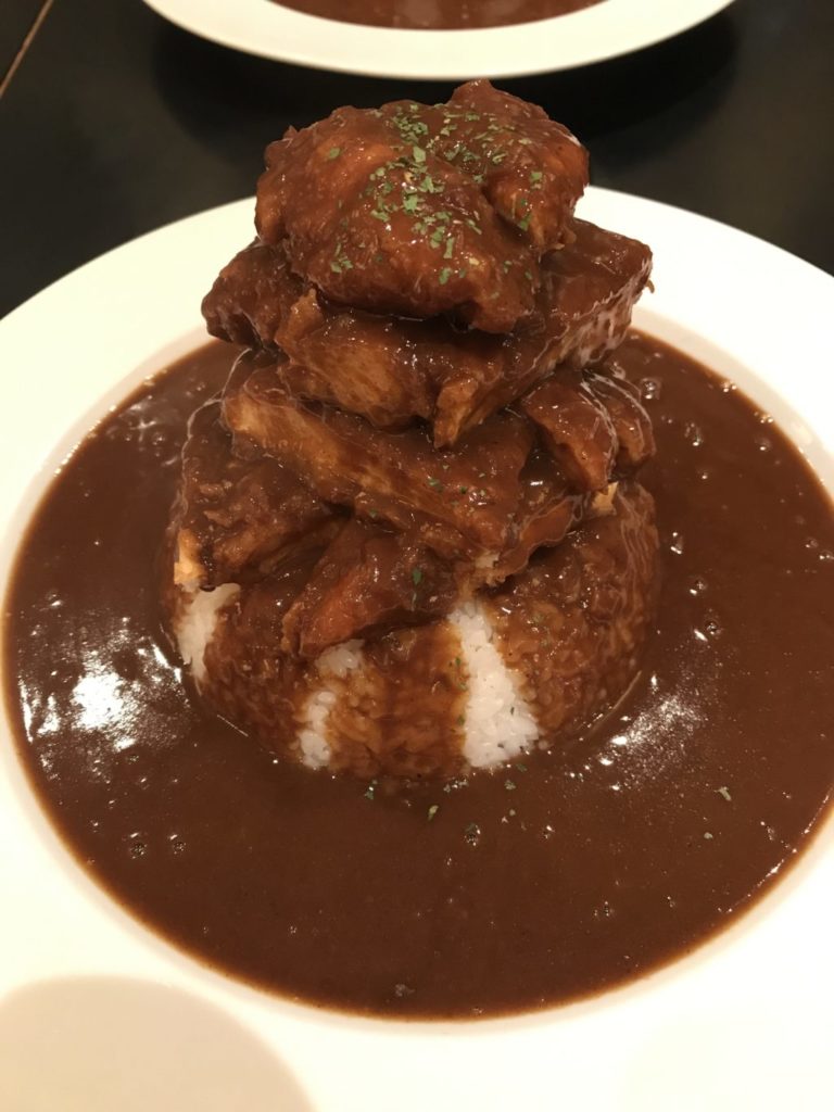 関西空港 マルゲリータキッチン デカ過ぎチキンカツマウンテンカレー