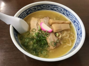 香川観音寺『うどん虎龍(こたつ)』ほぼ全員が中華そばを注文する程ウマい！