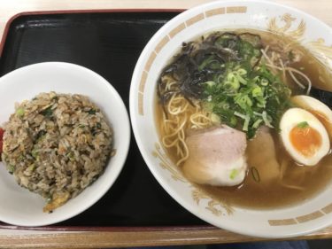 岡山高屋『とん亭』自家製麺に飛魚出汁醤油ラーメンとチャーハンセット！