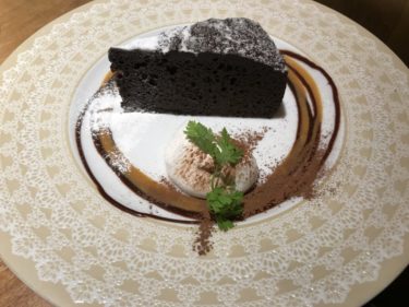 大阪梅田三番街『リバーカフェ』一汁六菜定食ランチとガトーショコラ！