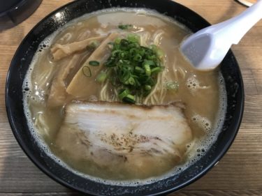 倉敷西中新田『麺屋がる』まさや食堂跡のラーメン屋で豚骨ラーメン大盛！