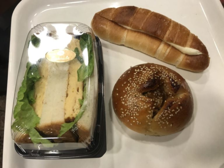 大阪梅田阪急三番街 カスカード カフェで激ウマ厚焼き玉子サンドイッチ
