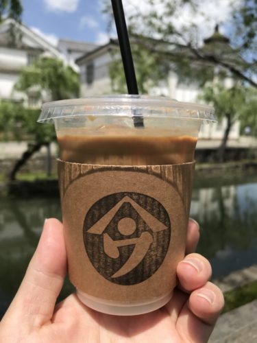 倉敷美観地区『ヤマウコーヒースタンド』蒲鉾店の抹茶ラテとカフェラテ！