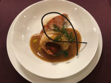 岡山湯郷温泉『ポピースプリングス』前菜ビュッフェとオマール海老ディナー