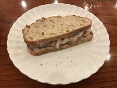 倉敷美観地区『カフェナチュール』朝からイベリコ豚サンドイッチモーニング
