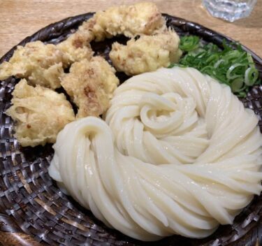 東京新宿『うどん慎(しん)』大行列の茹でたて揚げたてかしわ天ざるうどん！