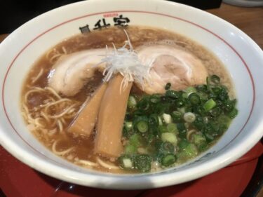 倉敷美観地区『倉敷らーめん升家』煮干しラーメンとチャーハンセットランチ