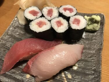 倉敷駅前居酒屋『や台ずし』職人が握るマグロの寿司と鶏の手羽先から揚げ！