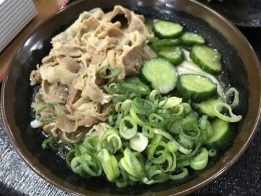 香川丸亀『讃岐うどん海侍』キンキンに冷えてやがる牛肉わさびぶっかけ！