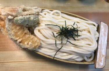 岡山総社『よこた手打ちうどん』船盛り天ぷらざるうどんとカニ玉雑炊鍋！