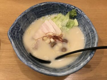 岡山市中区関『薑屋(はじかみや)』豆乳と生姜のラーメンに天むすセット！
