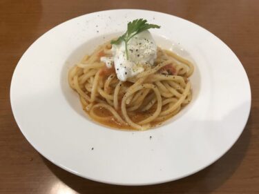 岡山中山下『フロマジュリーピノ』モッツァレラのパスタとドリアランチ！