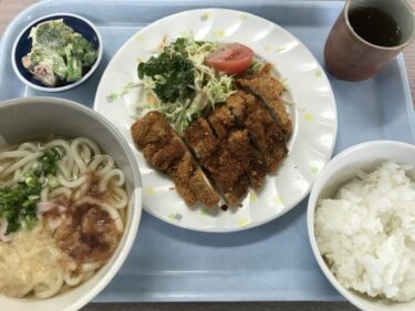 岡山備前県民局『玉扇食堂』うどんとチキンカツの日替わり定食ランチ！