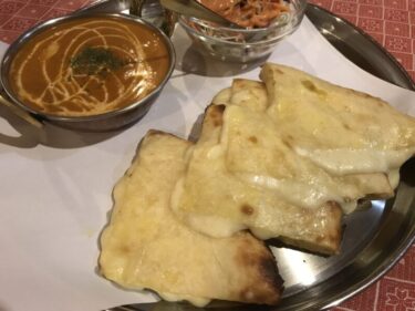 倉敷駅前『インド料理サガルマータ』チーズナンとチキンカレーランチ！