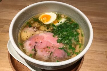 岡山表町『めんどころ誠悠堂』全粒粉の塩ラーメンとチャーシュー丼ランチ