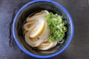 香川丸亀『手打ちうどんつよ志』ゆい製麺所後継のとり天ぶっかけうどん！