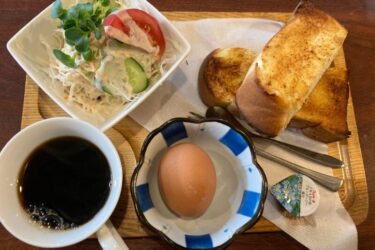 岡山幸町『カフェ ジン』赤玉子と厚切りトーストの朝食モーニング！