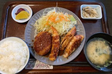 岡山中山下『カフェ＆バー庵』ミックスフライ定食ランチと無料コーヒー！